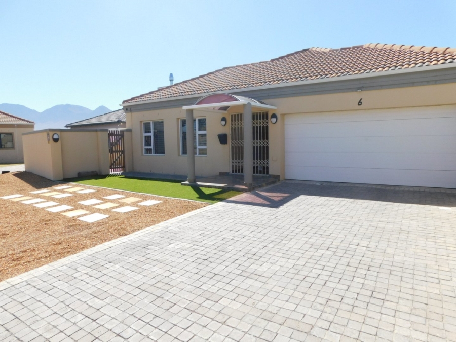 3 Bedroom Property for Sale in Fairview Golf Estate Western Cape